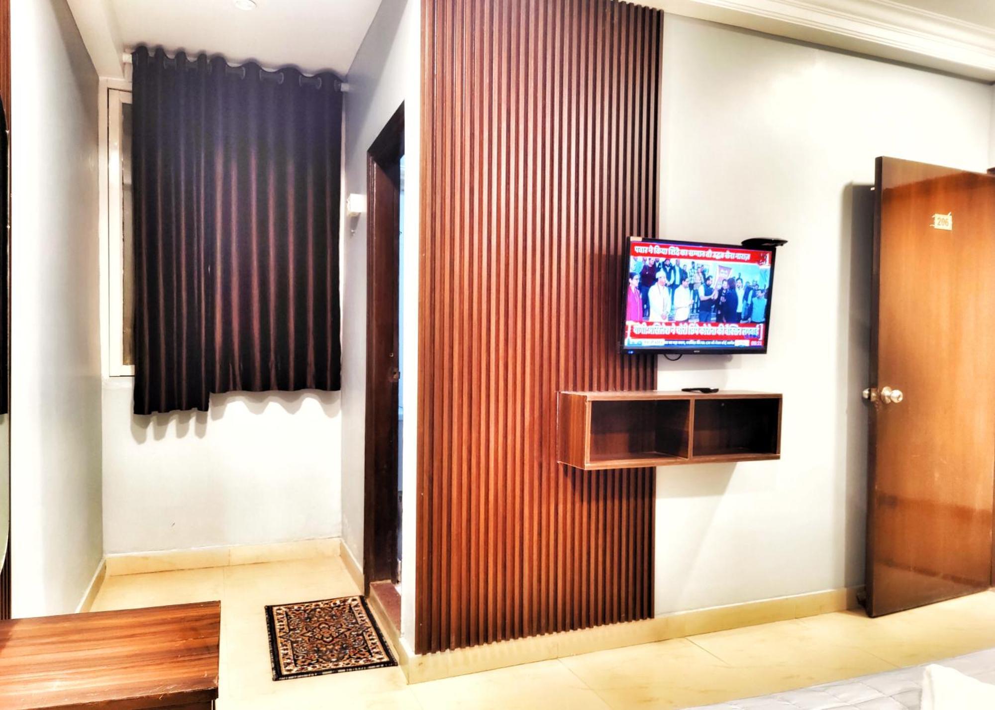 Airport Hotel The Terminal ニューデリー エクステリア 写真